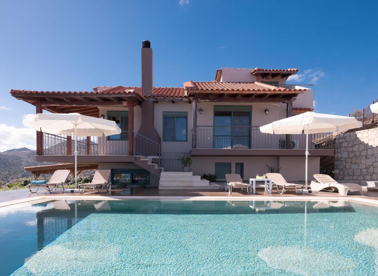 ליגאריה Villa Eolos מראה חיצוני תמונה
