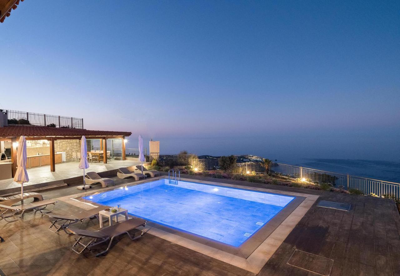 ליגאריה Villa Eolos מראה חיצוני תמונה