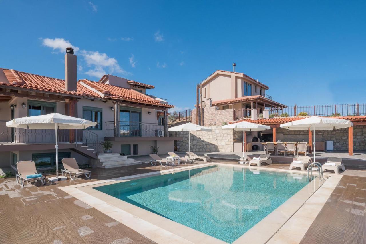 ליגאריה Villa Eolos מראה חיצוני תמונה