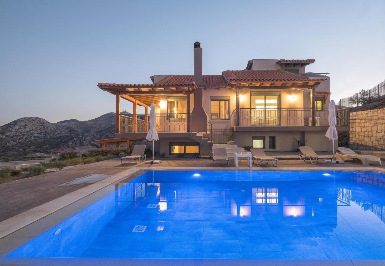 ליגאריה Villa Eolos מראה חיצוני תמונה